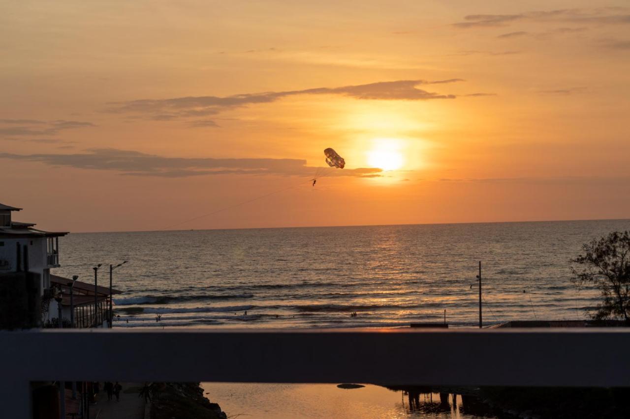 Hotel Sol Y Playa มอนตาญิตาร์ ภายนอก รูปภาพ