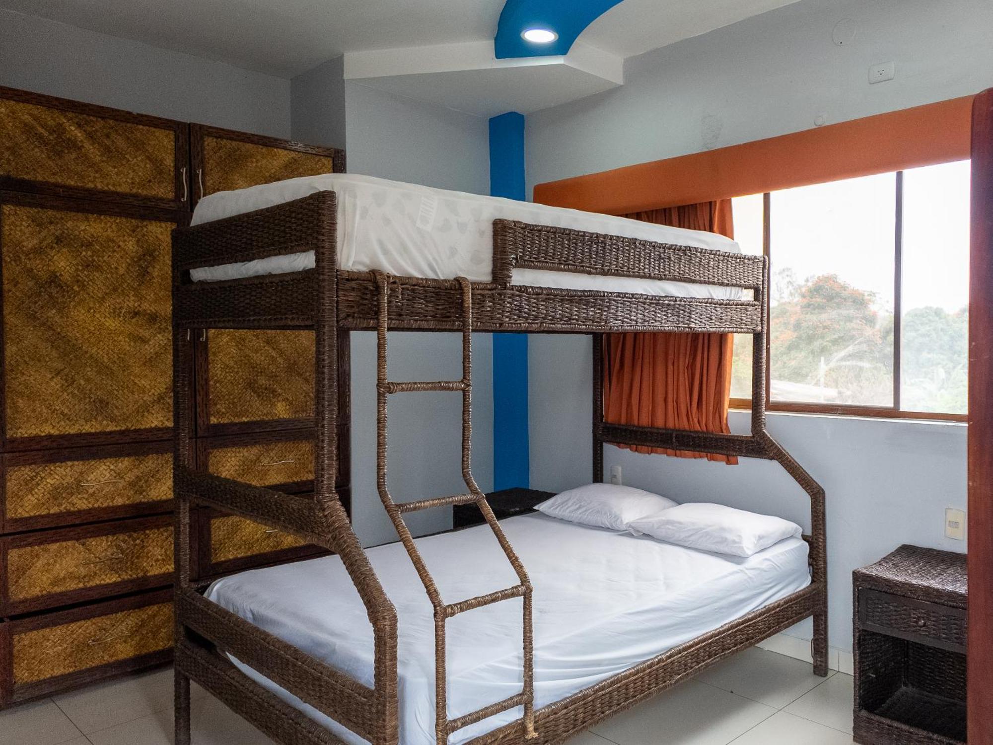 Hotel Sol Y Playa มอนตาญิตาร์ ภายนอก รูปภาพ