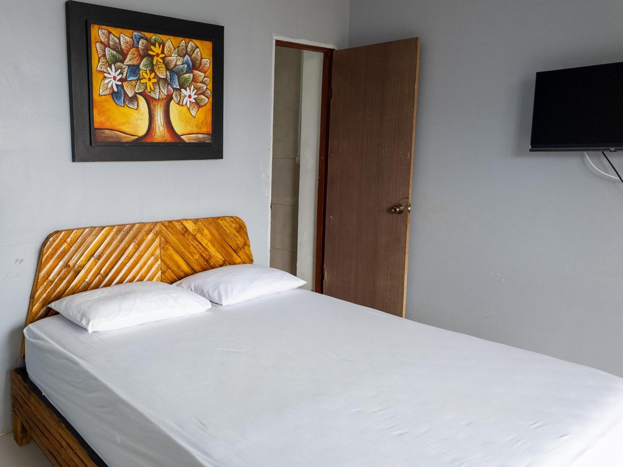 Hotel Sol Y Playa มอนตาญิตาร์ ภายนอก รูปภาพ