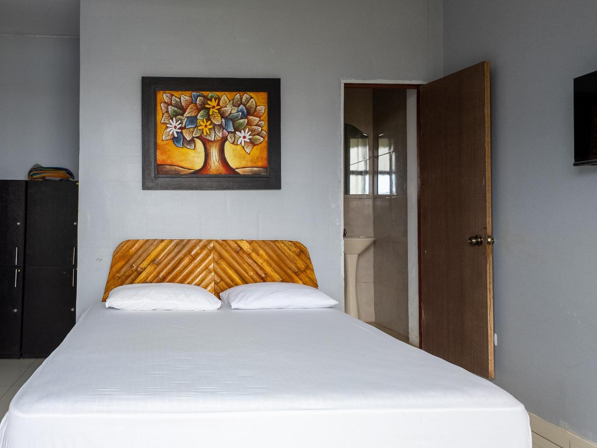 Hotel Sol Y Playa มอนตาญิตาร์ ภายนอก รูปภาพ